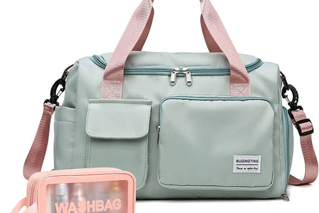 Small Gym Bag for Women, Waterproof Duffle Bag Carry on Weekender Bag with Shoe Compartment & Wet Pocket, Tote Bag for Travel, Workout, Sport